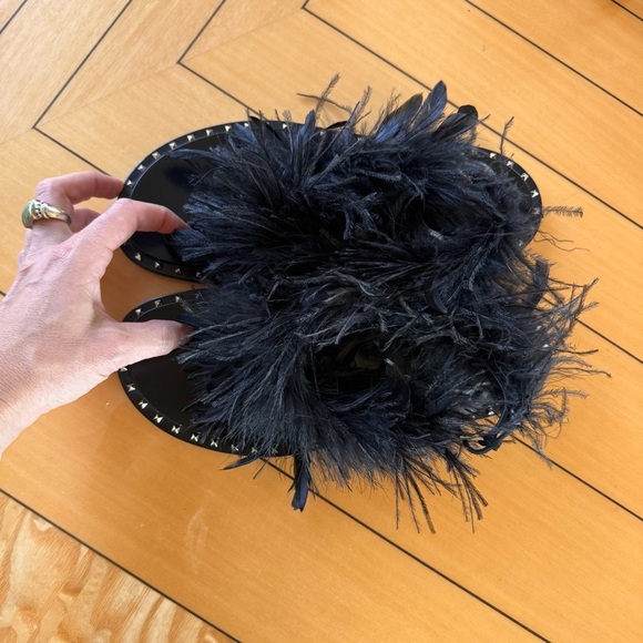 Valentino Garavani Couture Runway Black Feathered Sandals studded rockstud 39 - Picture 7 of 13